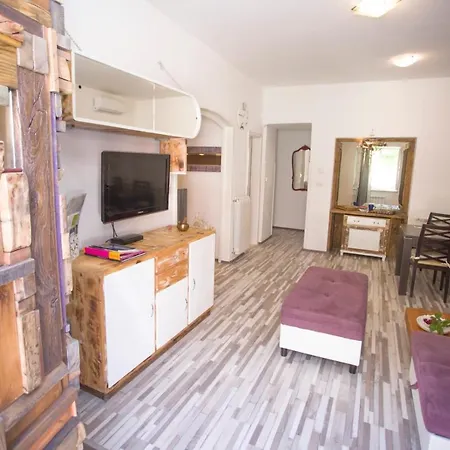 Apartment Vernatura Urban Flat Pula