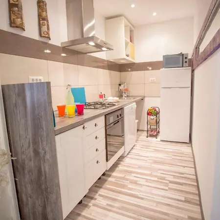 Vernatura Urban Flat * Pula