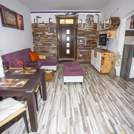 Vernatura Urban Flat Apartment *