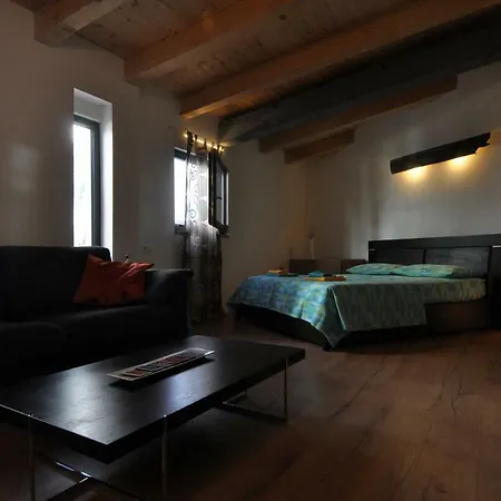 Vernatura Urban Flat * Pula